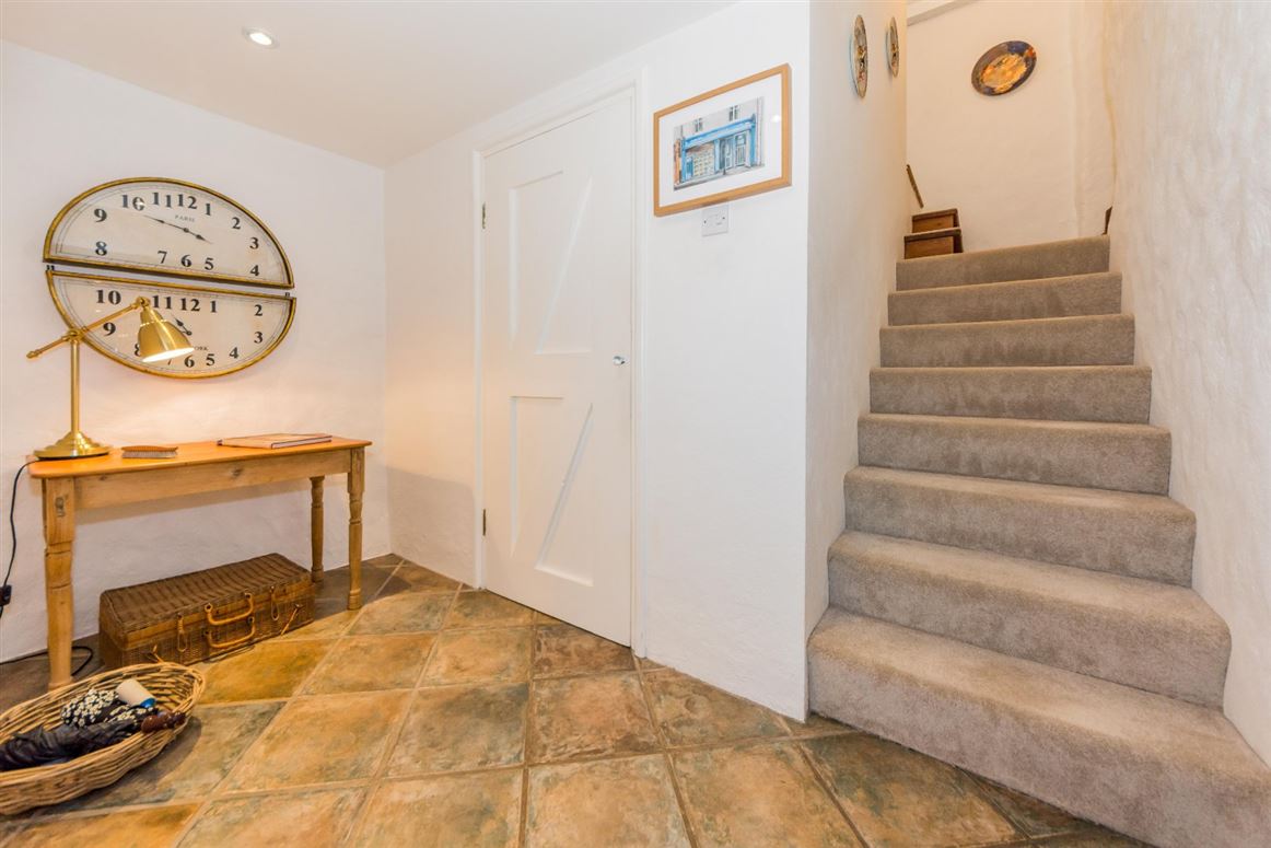 Restored Farmhouse For Sale: Lazy Acre, Shandrum Beg, Bantry, Co. Cork