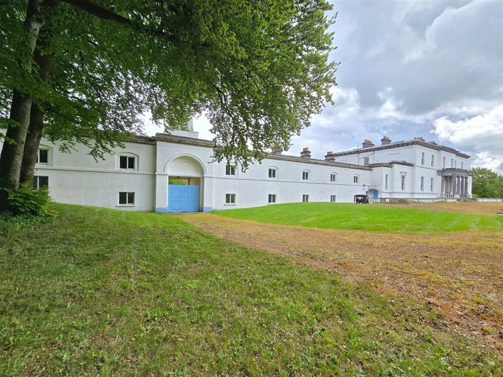 Country Estate For Sale: Middleton Park House, Castletown Geoghegan, Co. Westmeath