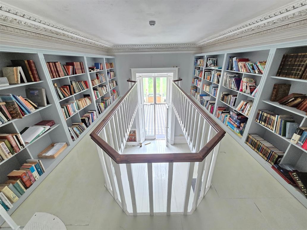 Country Estate For Sale: Middleton Park House, Castletown Geoghegan, Co. Westmeath