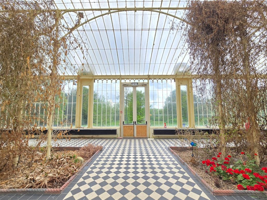Country Estate For Sale: Middleton Park House, Castletown Geoghegan, Co. Westmeath