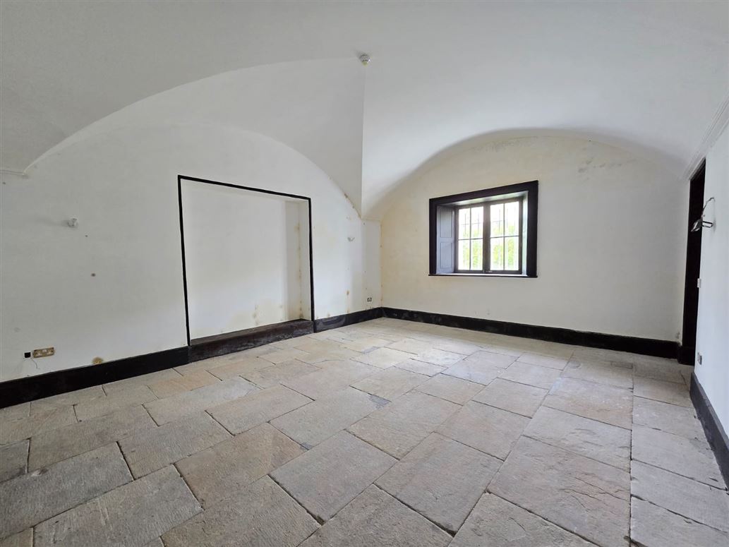 Country Estate For Sale: Middleton Park House, Castletown Geoghegan, Co. Westmeath