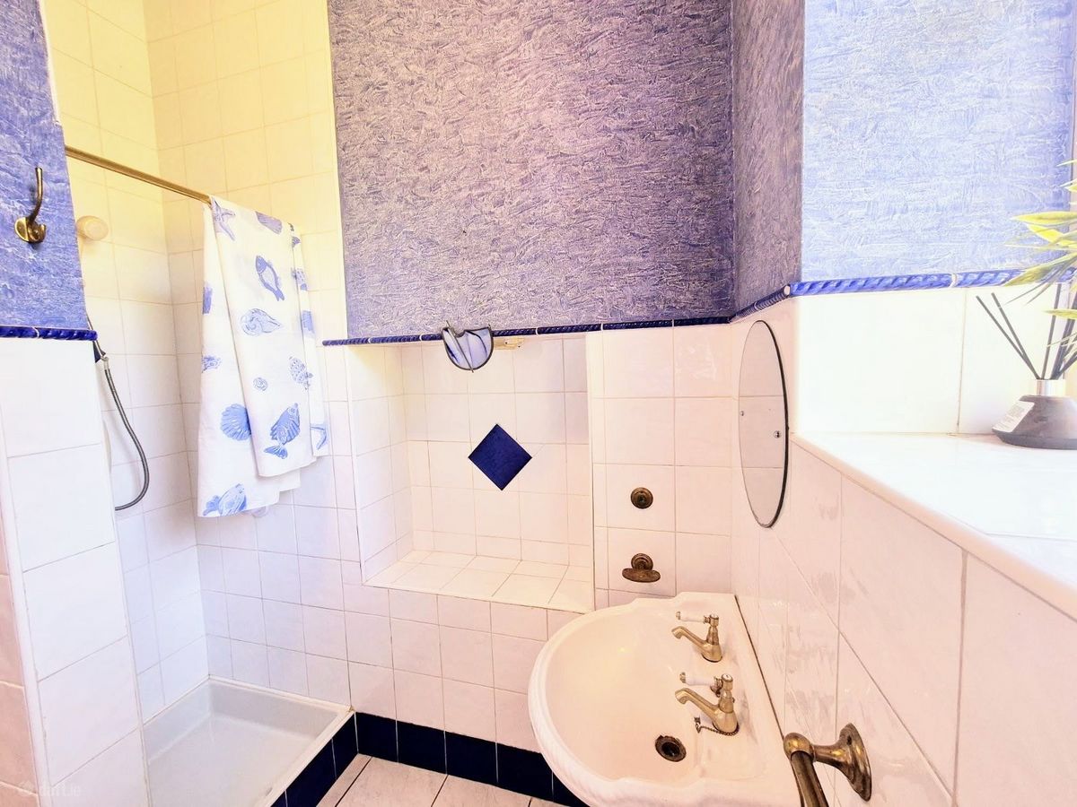 Victorian Residence For Sale: Prospect House, New Line, Manorhamilton, Co. Leitrim