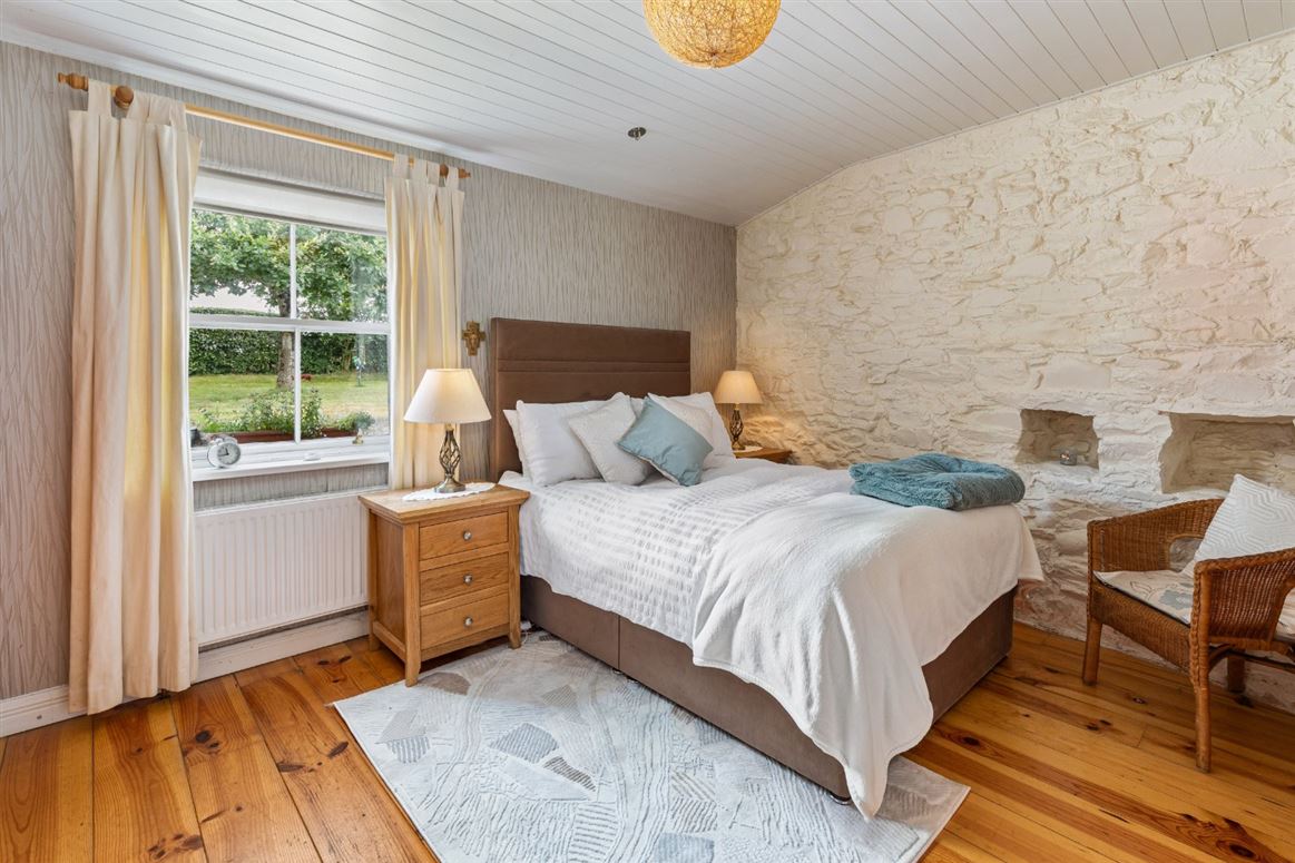 Thatched Cottage For Sale: Tearmann, Castlekieran, Carnaross, Co. Meath