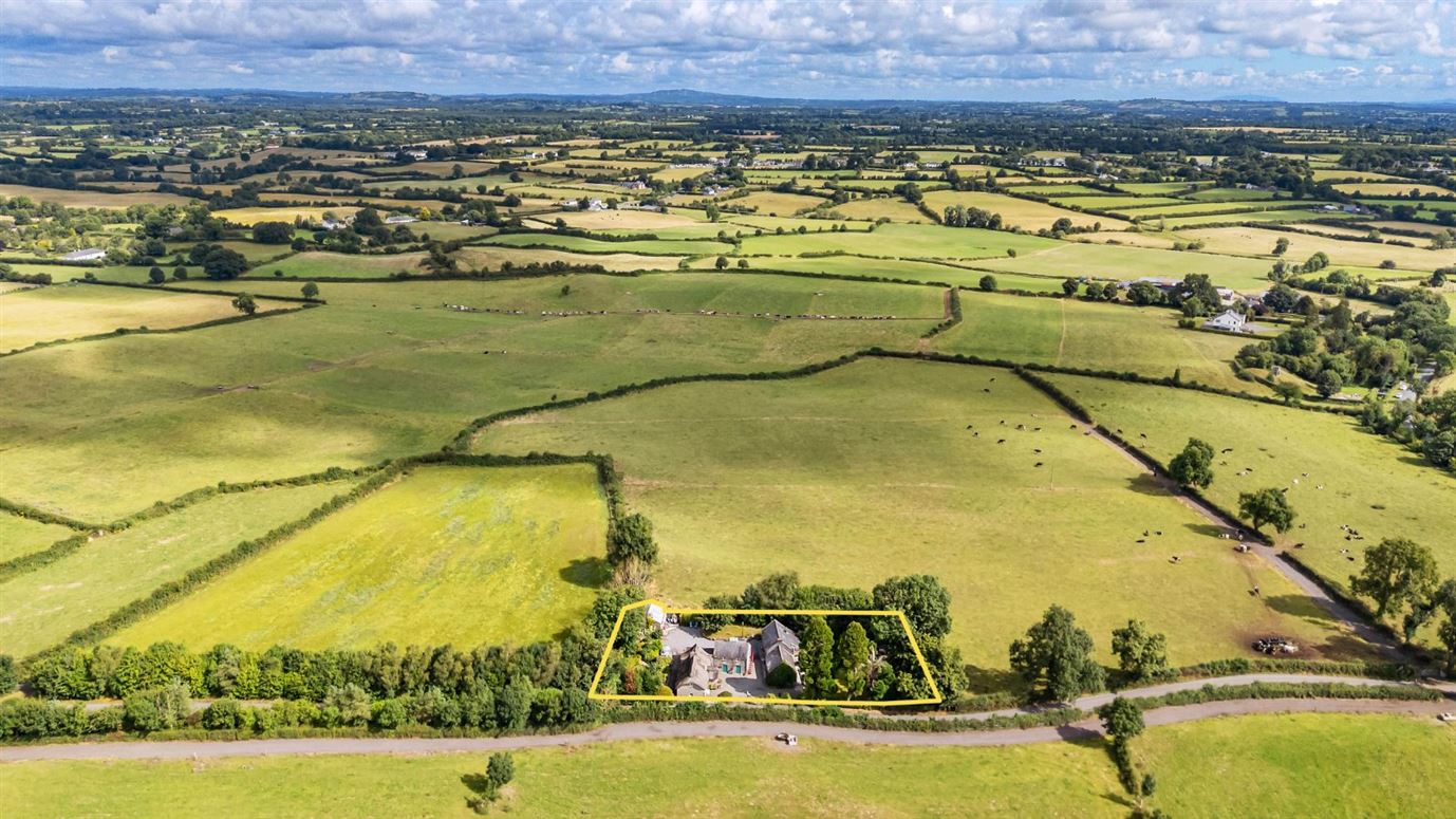 Thatched Cottage For Sale: Tearmann, Castlekieran, Carnaross, Co. Meath