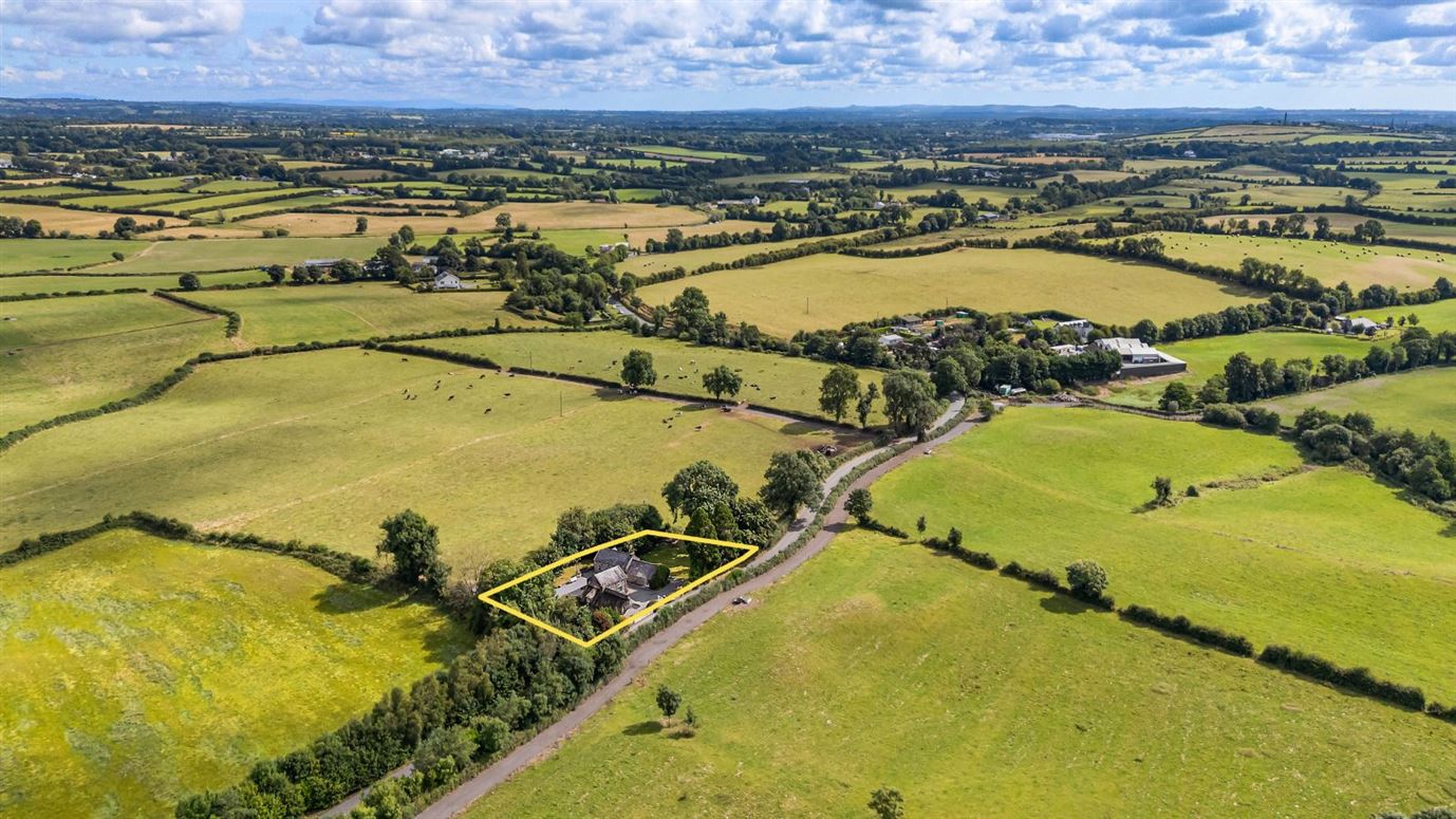Thatched Cottage For Sale: Tearmann, Castlekieran, Carnaross, Co. Meath