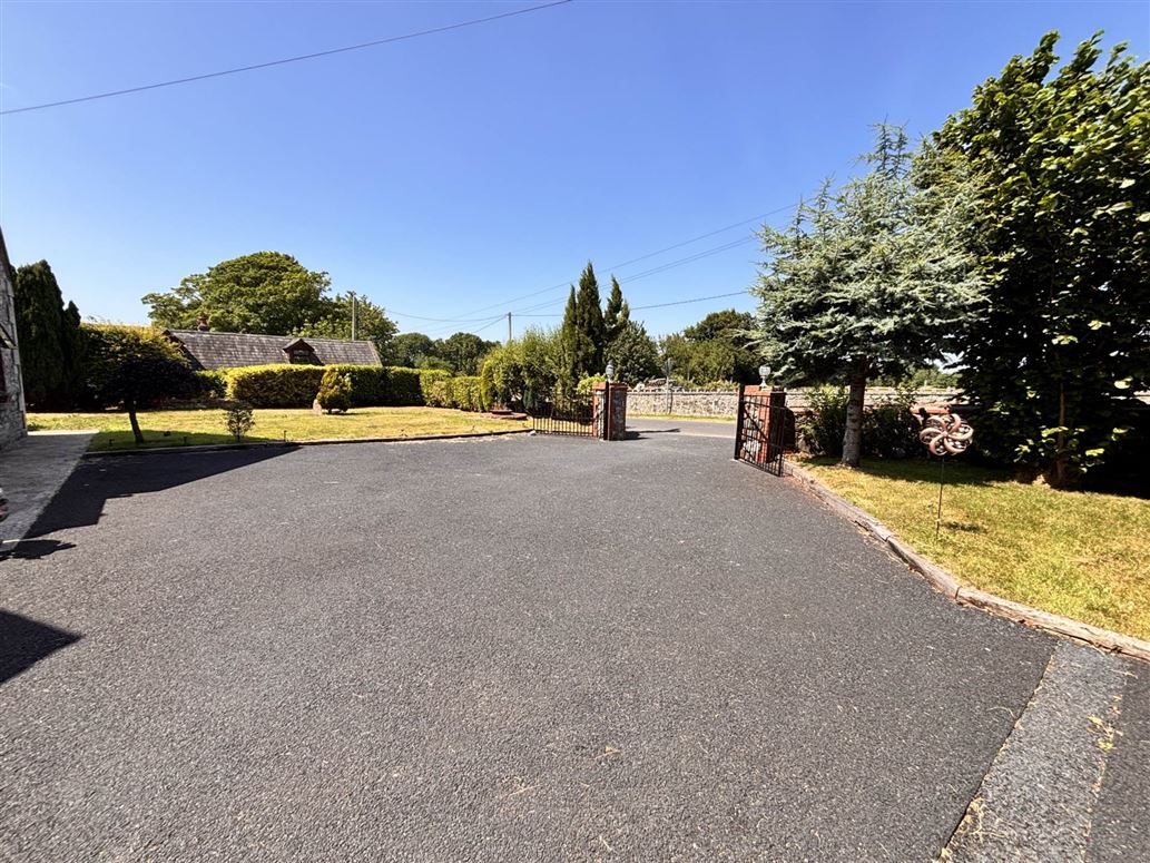 Period Residence For Sale: Williamstown Lodge, Williamstown, Fedamore, Co. Limerick