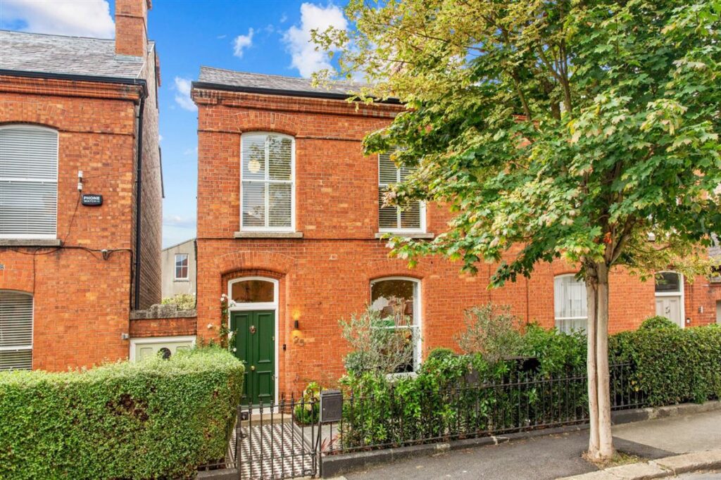 25 Castlewood Park, Rathmines, Dublin 6, D06 H7N1