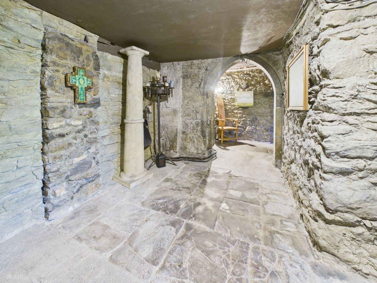 Irish Castle For Sale: Emmel Castle, Emmel, Cloughjordan, Co. Tipperary