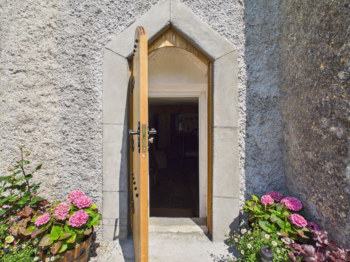 Irish Castle For Sale: Emmel Castle, Emmel, Cloughjordan, Co. Tipperary