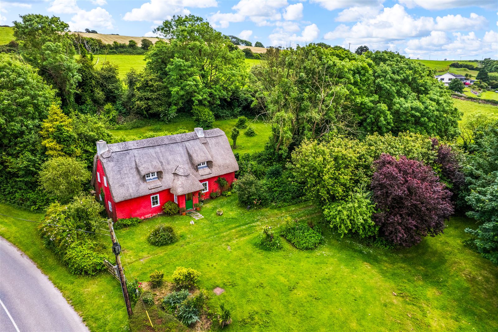 Thatched Cottage For Sale: Fairgreen Cottage, Cooladerra, Ballymacoda, Co. Cork