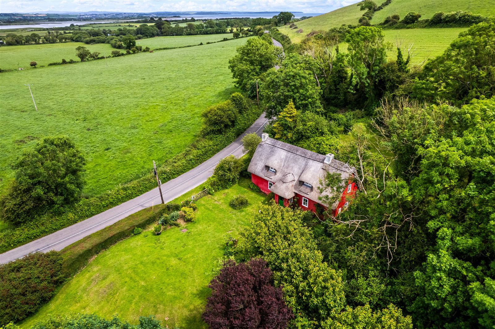 Thatched Cottage For Sale: Fairgreen Cottage, Cooladerra, Ballymacoda, Co. Cork