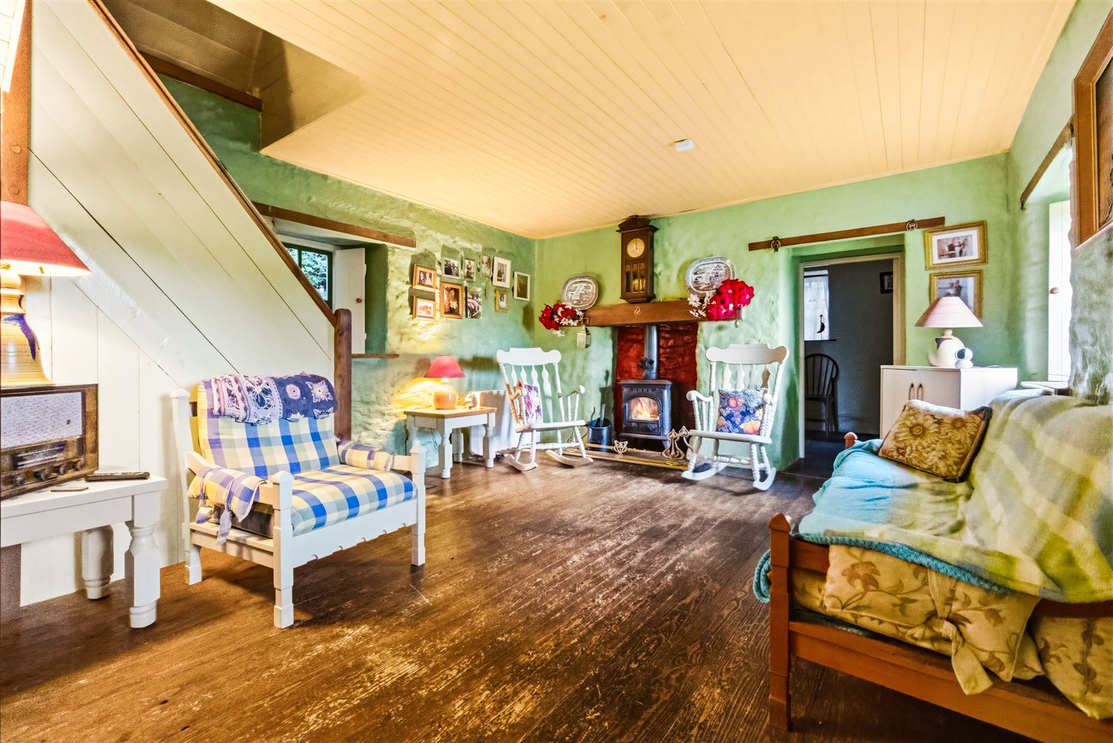 Thatched Cottage For Sale: Fairgreen Cottage, Cooladerra, Ballymacoda, Co. Cork
