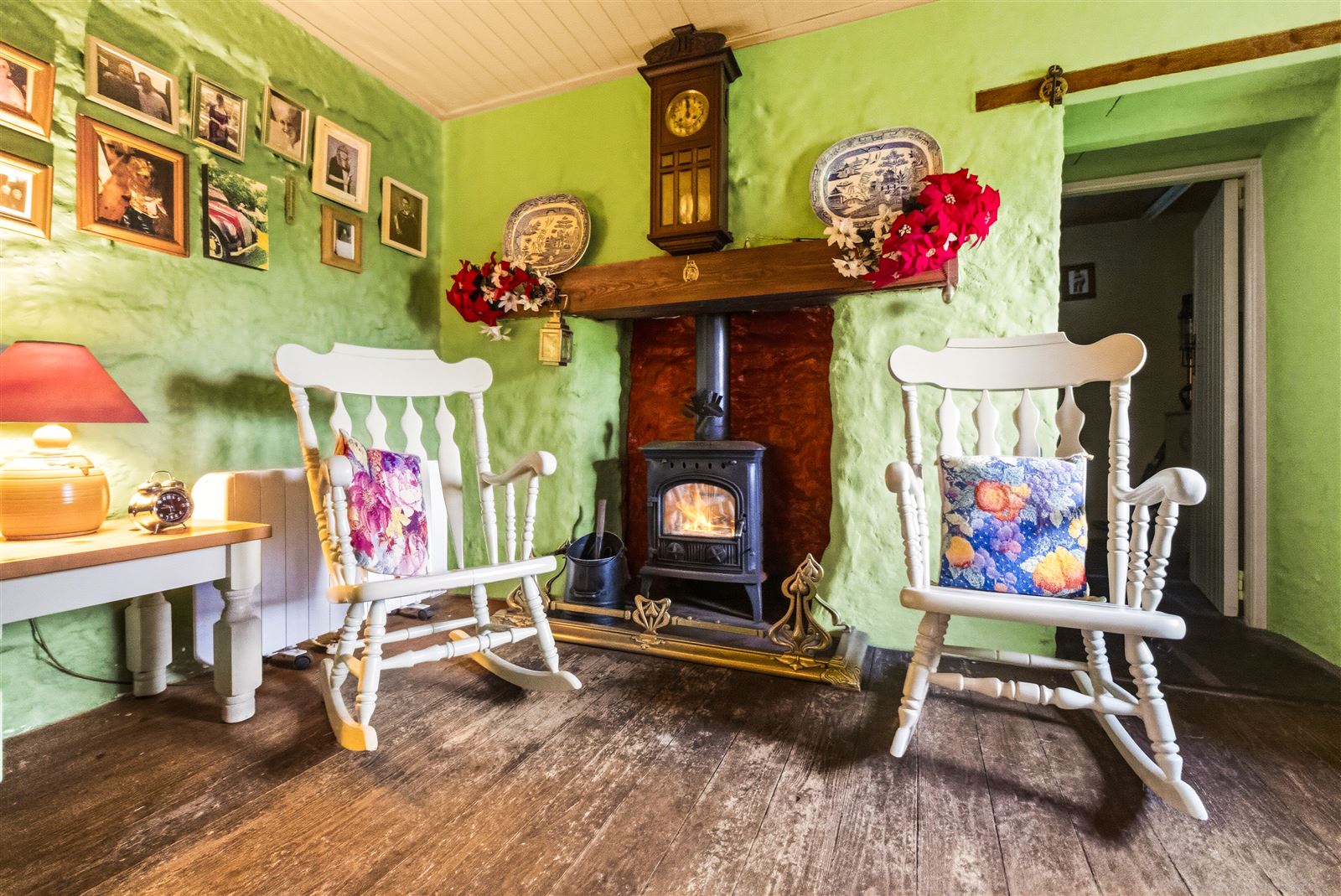 Thatched Cottage For Sale: Fairgreen Cottage, Cooladerra, Ballymacoda, Co. Cork