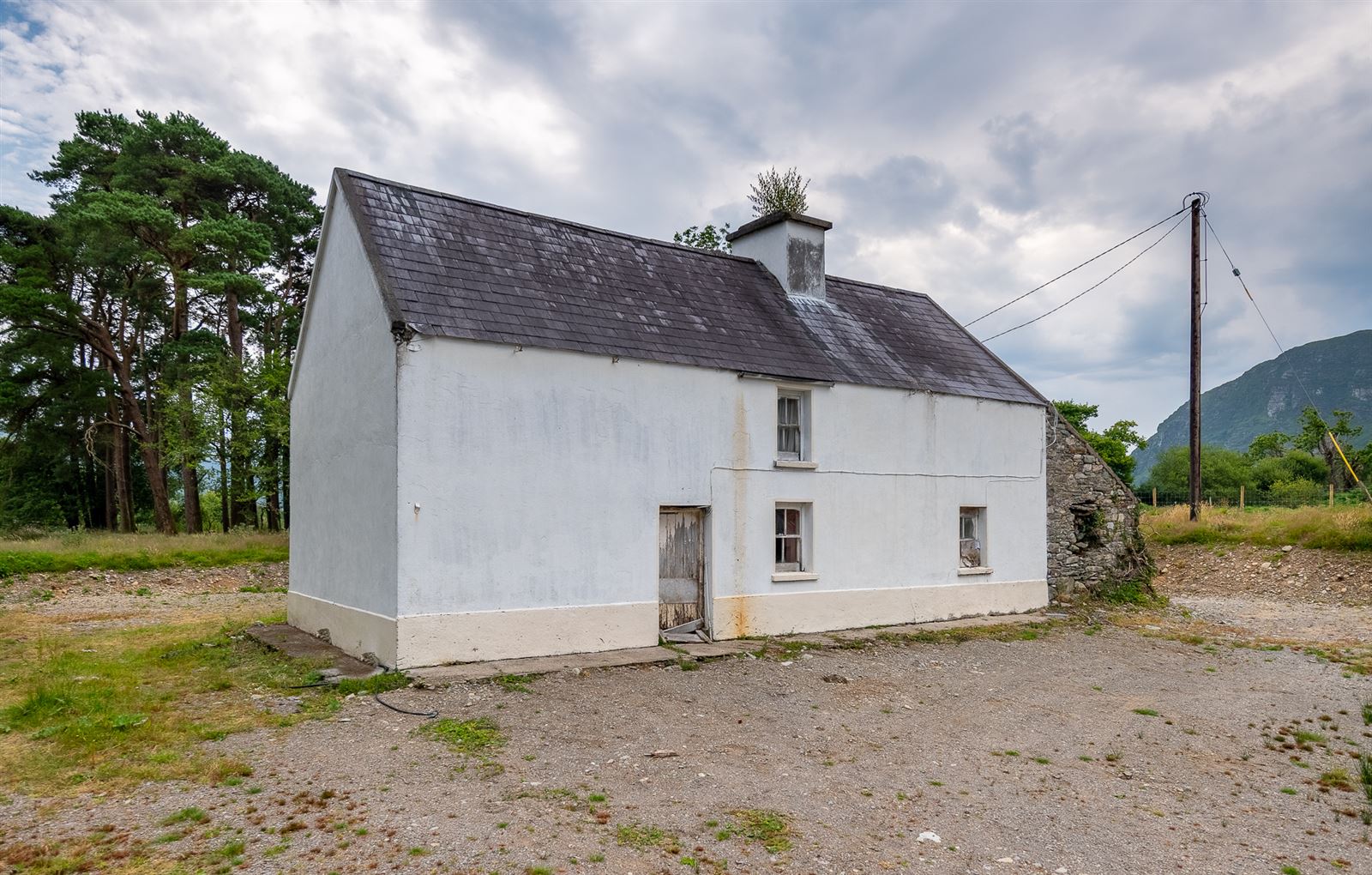 Old Farmhouse For Sale: Gurteen, Kilgarvan, Co. Kerry