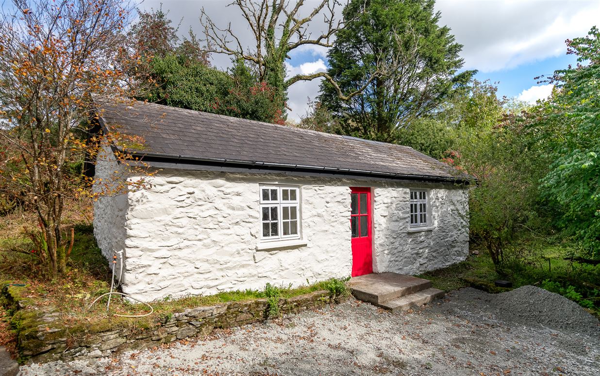 Renovated Cottage For Sale: Kilkeanna Cottage, Kilkeanna, Kenmare, Co. Kerry