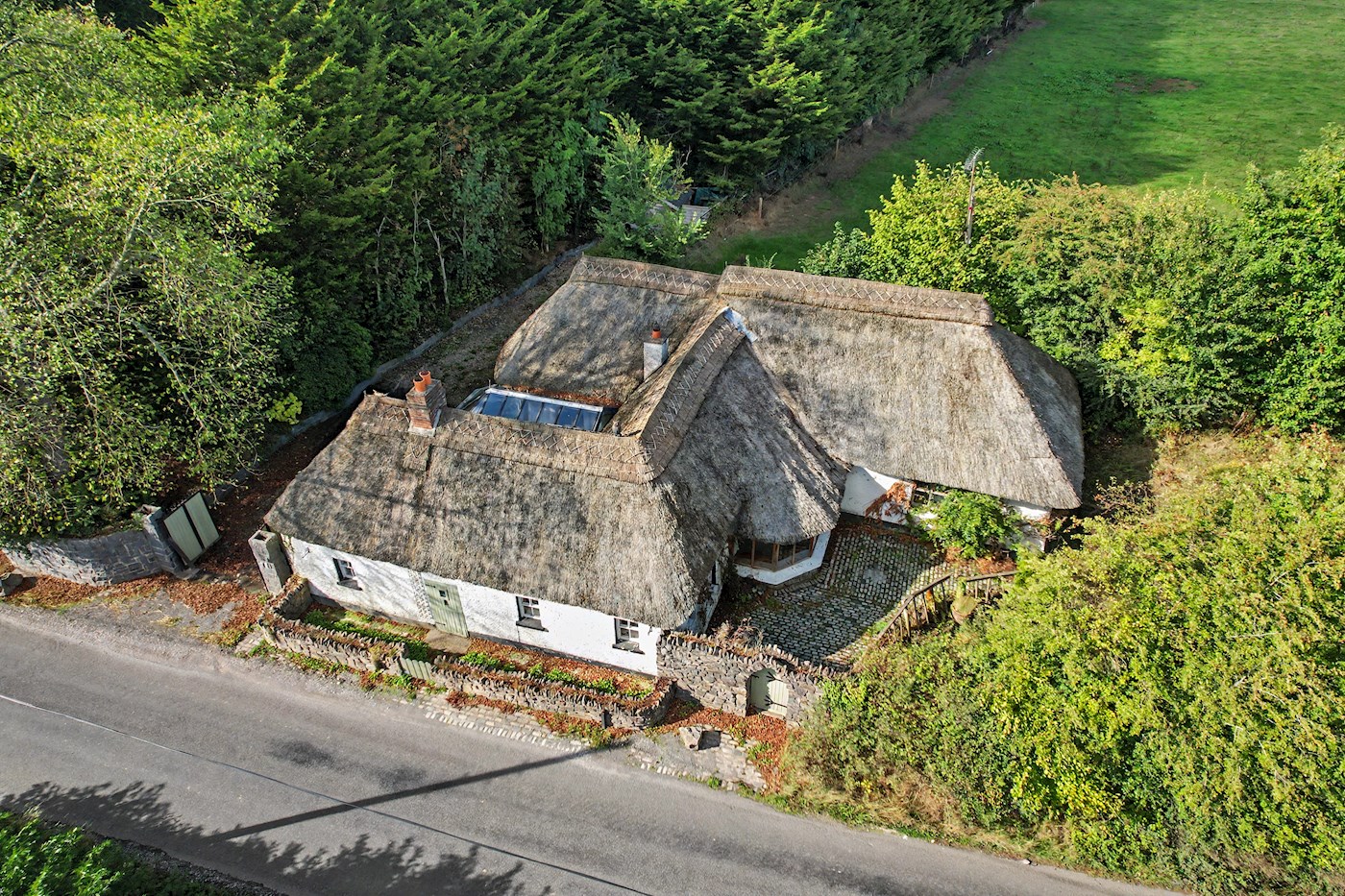Thatched Cottage For Sale: Thatch Cottage, Riverstown, Rathfeigh, Ardcath, Co. Meath