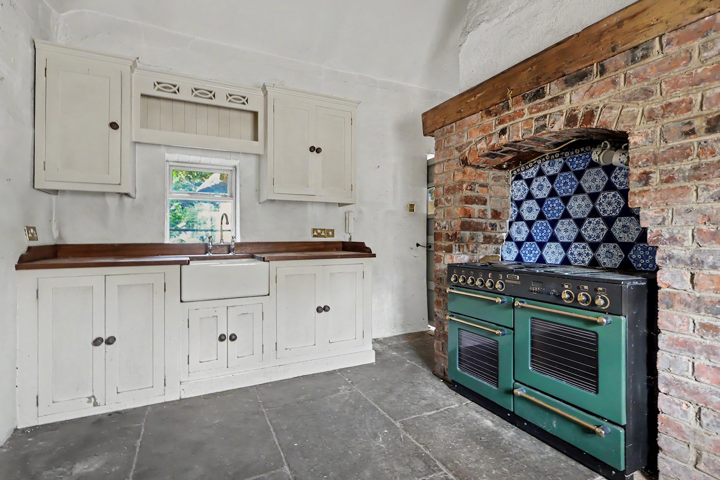 Thatched Cottage For Sale: Thatch Cottage, Riverstown, Rathfeigh, Ardcath, Co. Meath