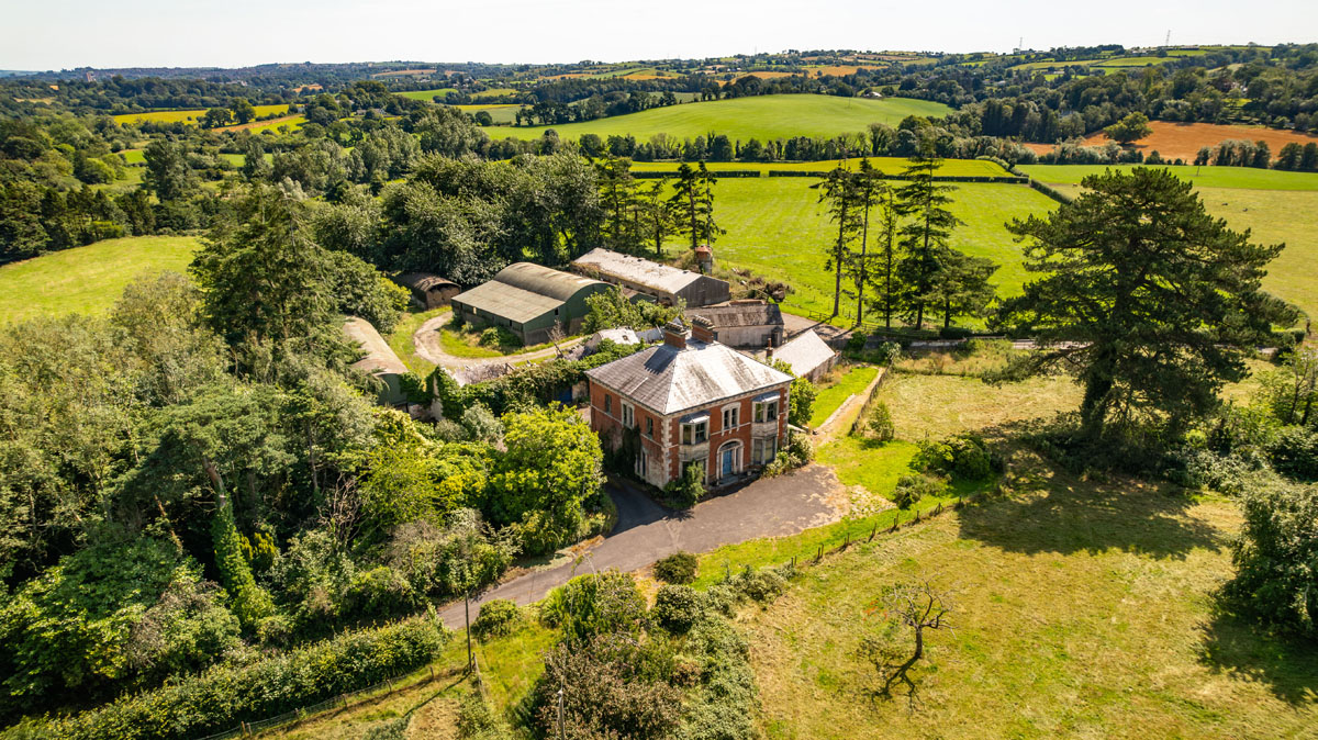 Period Residence and Farm For Sale: Ballyowan House and Farm, 44 and 50 Drumbeg Road, Dunmurry, Co. Down